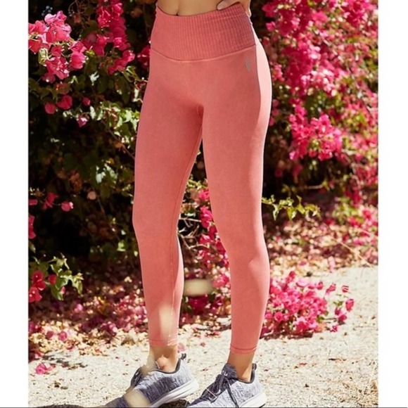 Free People! FP Movement Good Karma Leggings in Pomelo NWT! - Picture 2 of 8